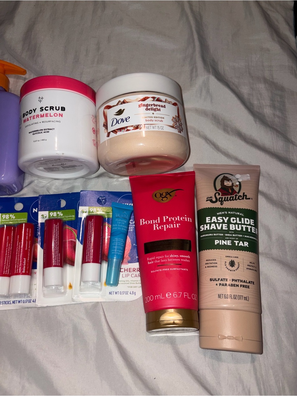 Dove Frosted Plum & Berry Body Care Set - Pink - Picture 2 of 4